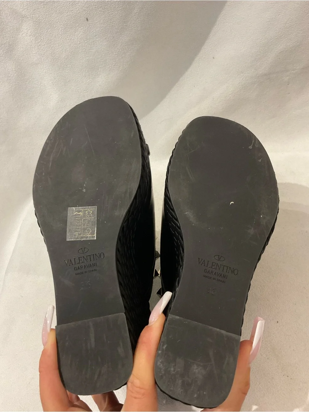 Valentino Mules